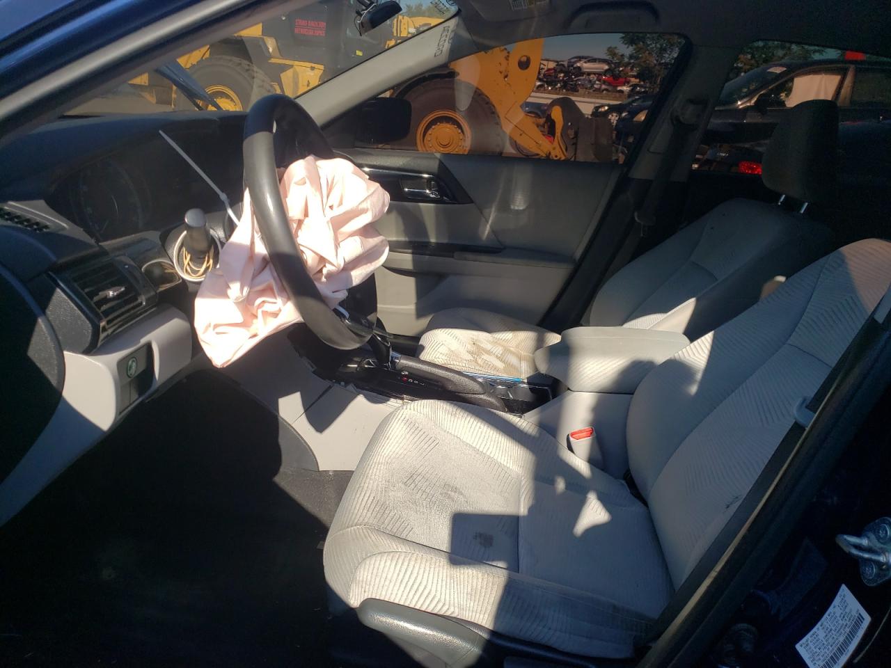 1HGCR2F35HA156980 2017 Honda Accord Lx 1HGCR2F35HA156980 2017 Honda Accord Lx