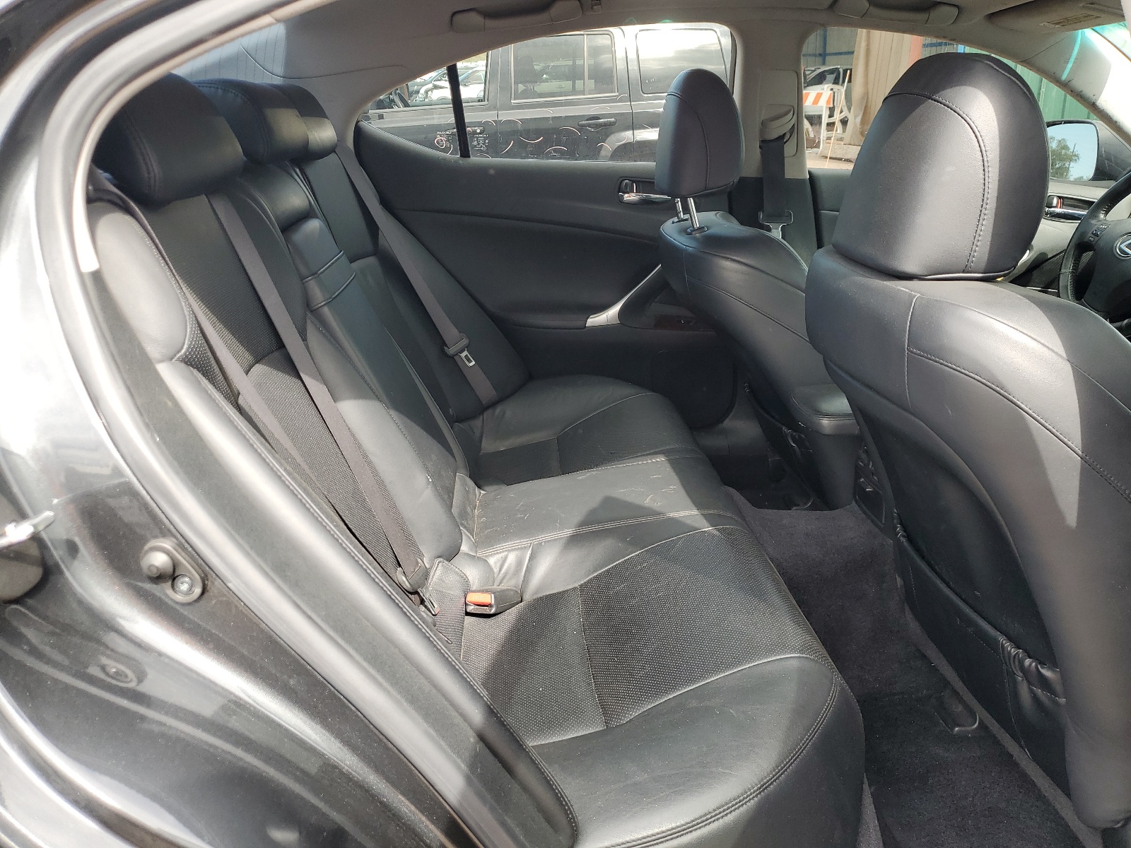 JTHBE262582015669 2008 Lexus Is 350