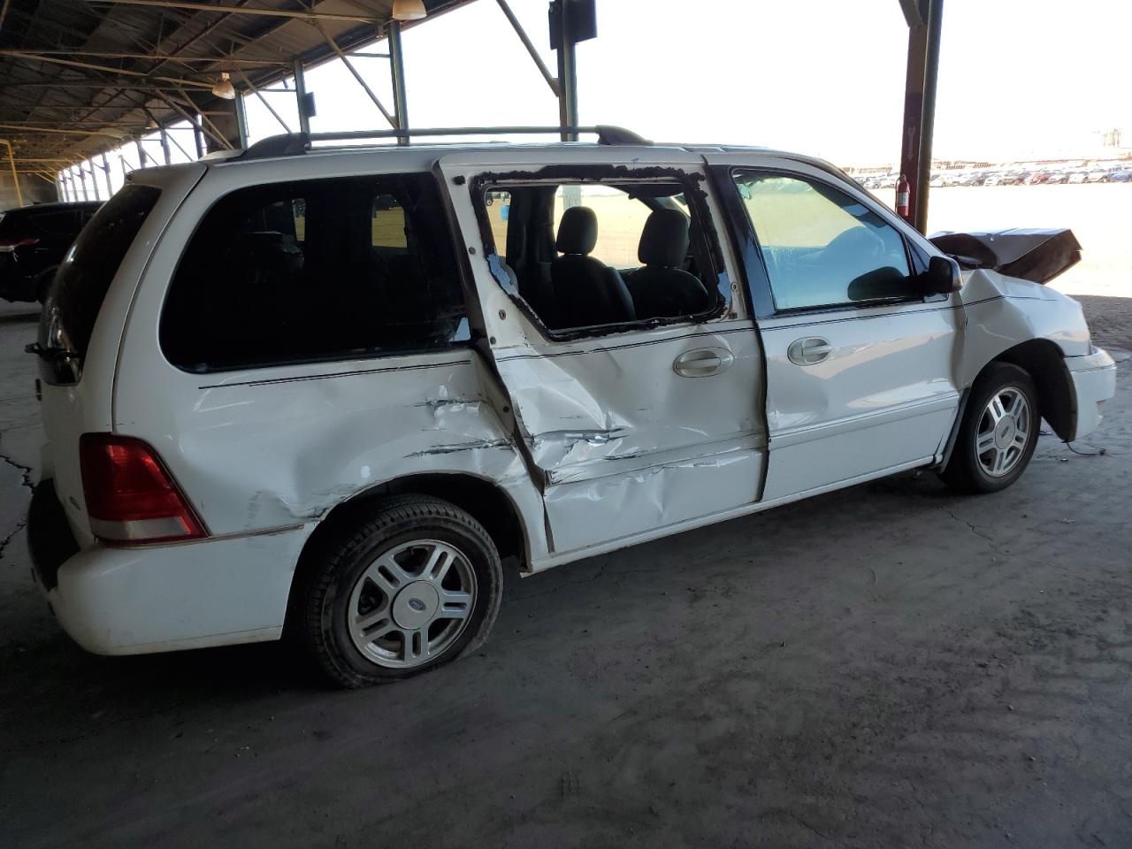2007 Ford Freestar - Image 3