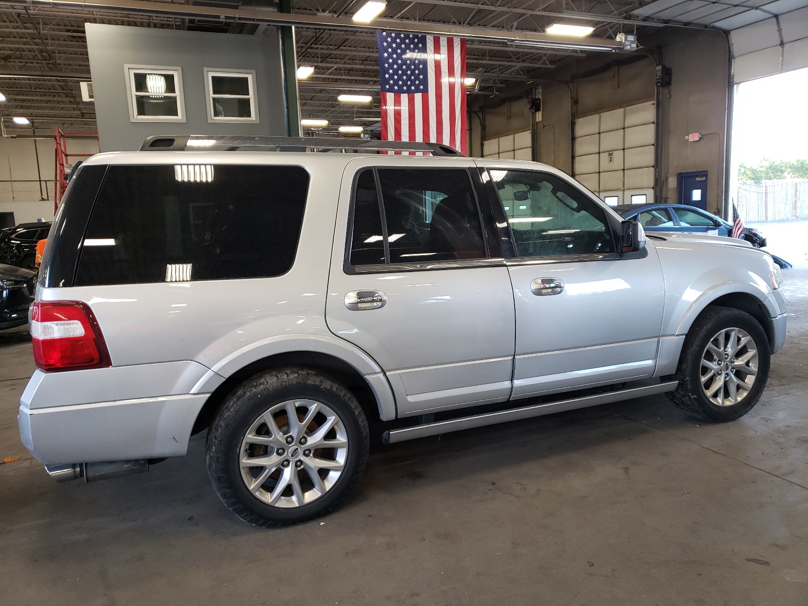 2017 Ford Expedition Limited vin: 1FMJU2AT7HEA59747