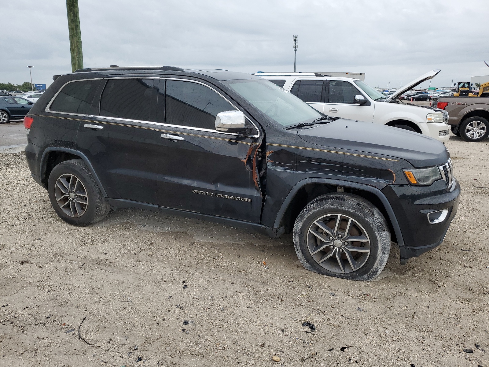 2017 Jeep Grand Cherokee Limited vin: 1C4RJEBG8HC892939