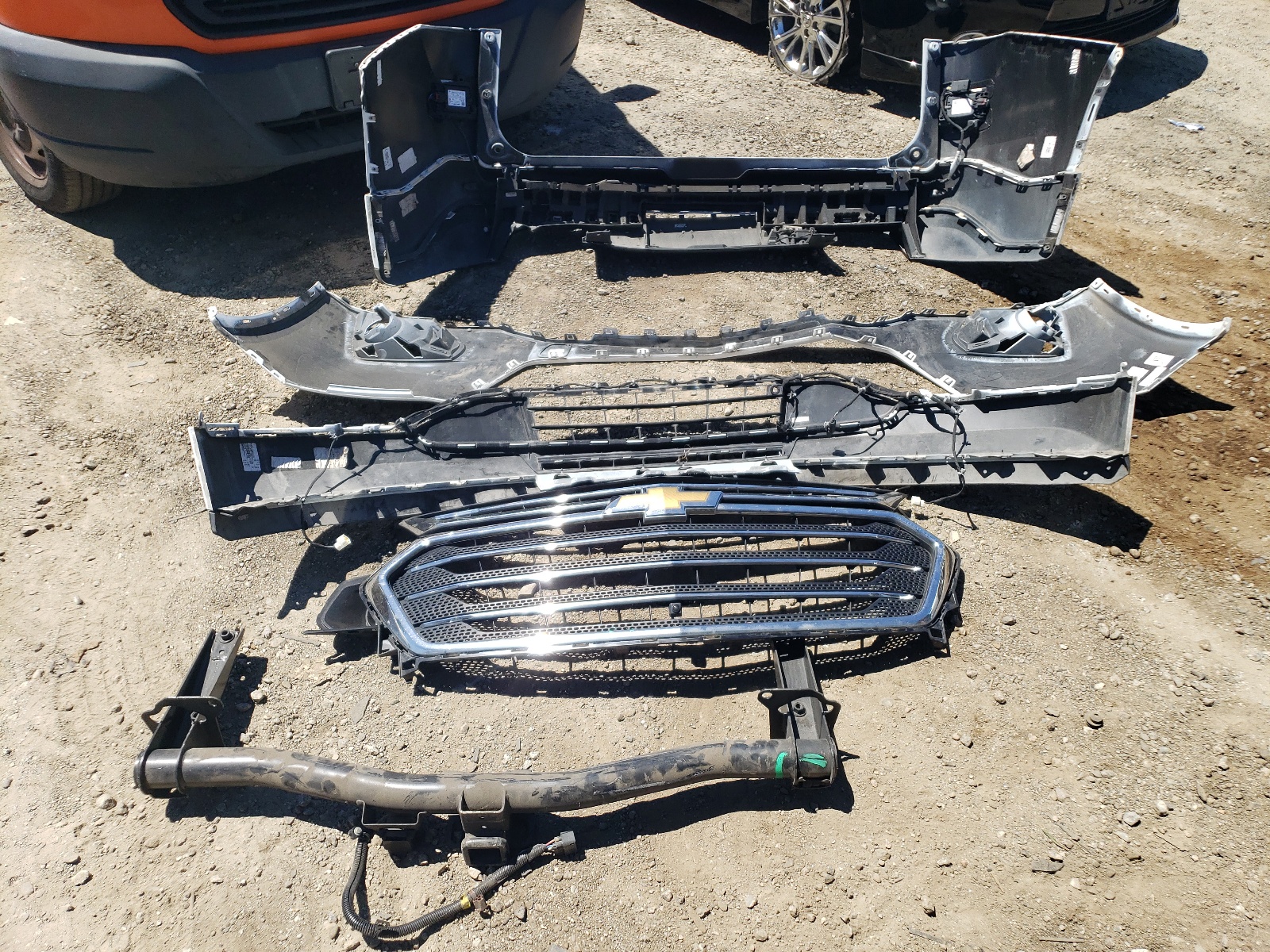 1GNEVJKW3JJ234926 2018 Chevrolet Traverse Premier