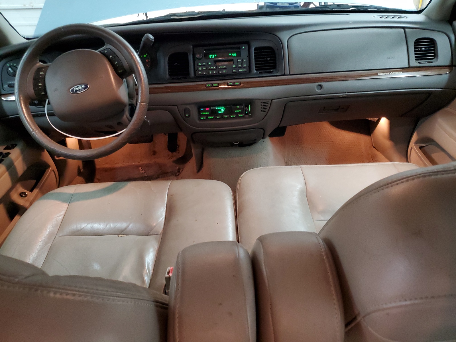 2FAFP74VX7X147674 2007 Ford Crown Victoria Lx