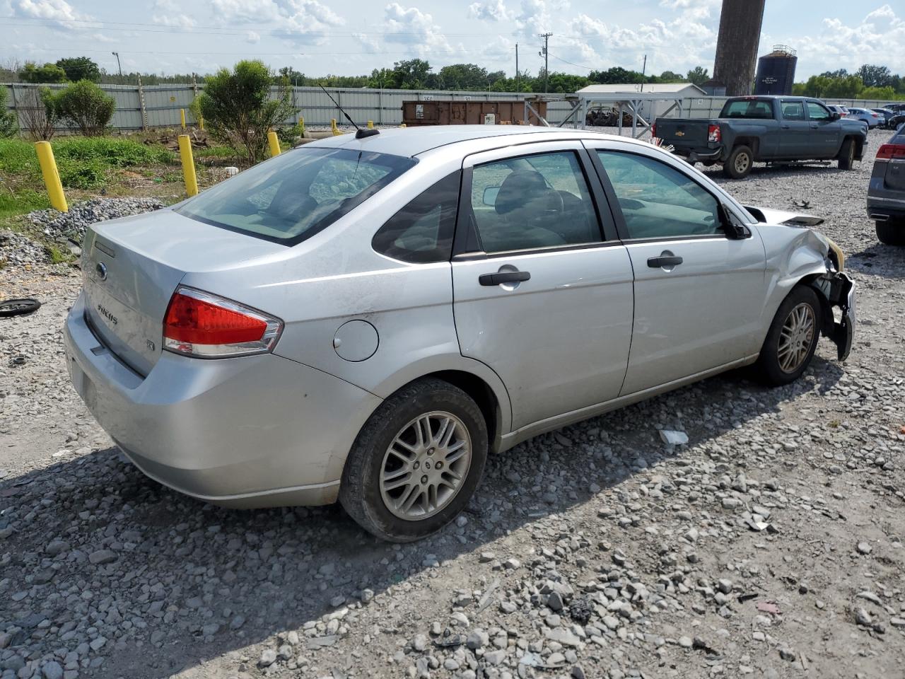 2010 Ford Focus - Image 3