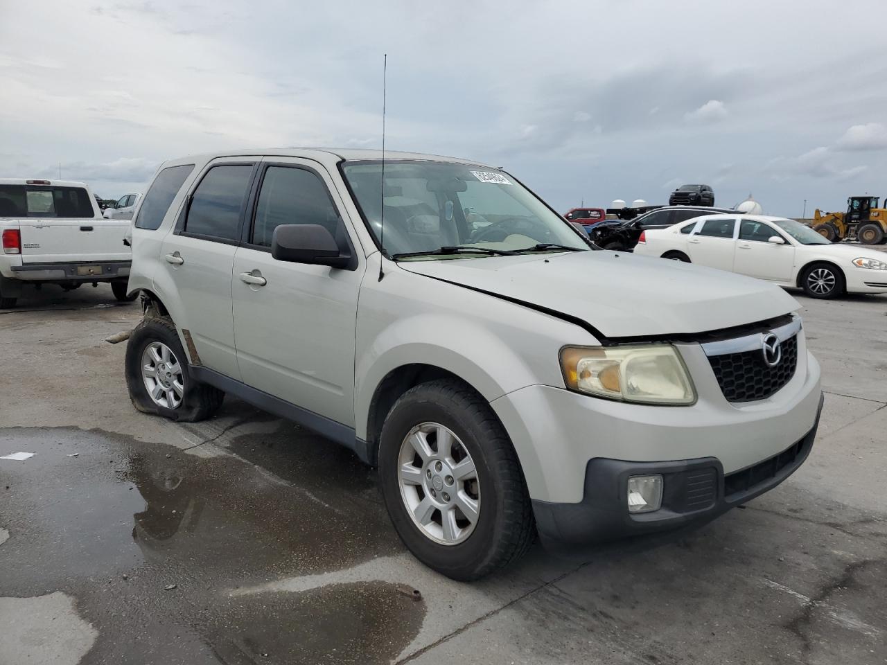 2009 Mazda Tribute I VIN: 4F2CZ02739KM00732 Lot: 62549624