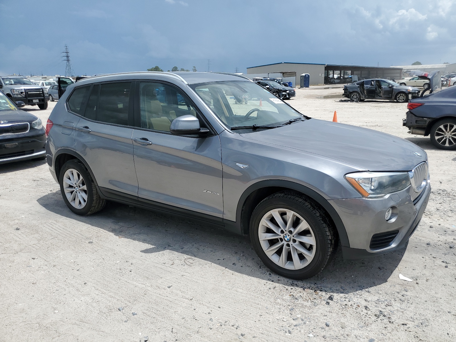 2016 BMW X3 xDrive28I vin: 5UXWX9C57G0D75929