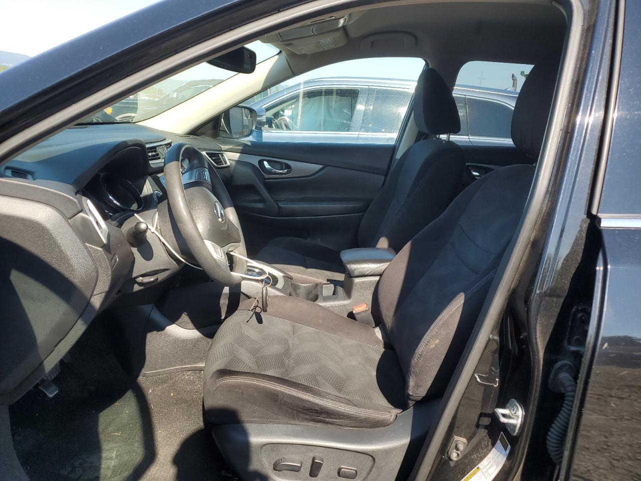 2014 Nissan Rogue - Image 7