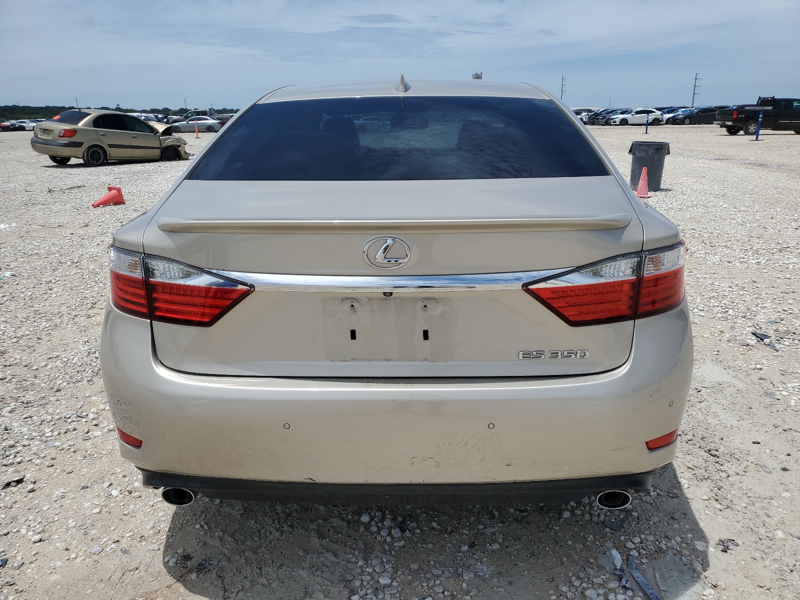 JTHBK1GG7F2172355 2015 Lexus Es 350