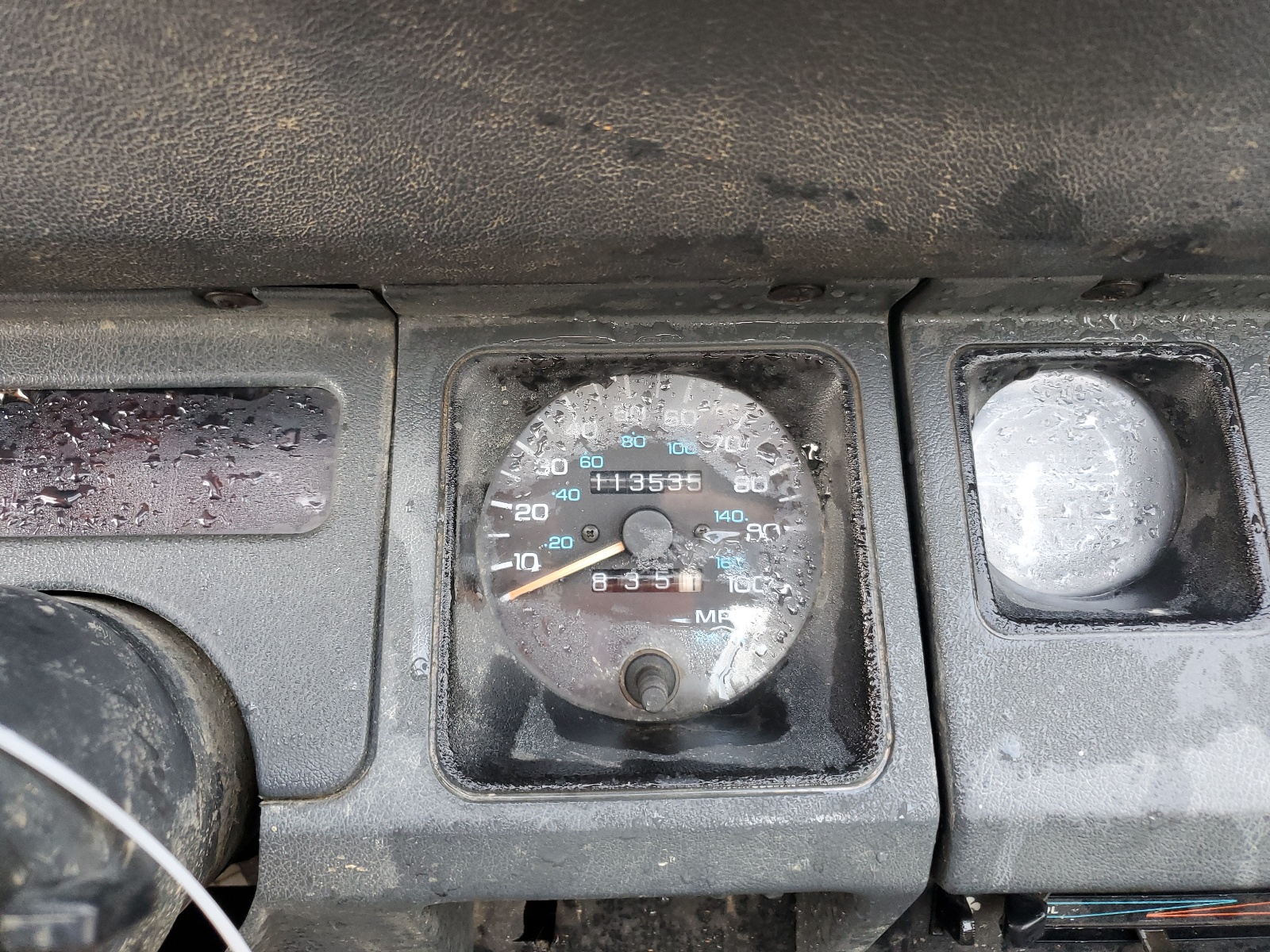 1J4FY19P7RP425917 1994 Jeep Wrangler / Yj S