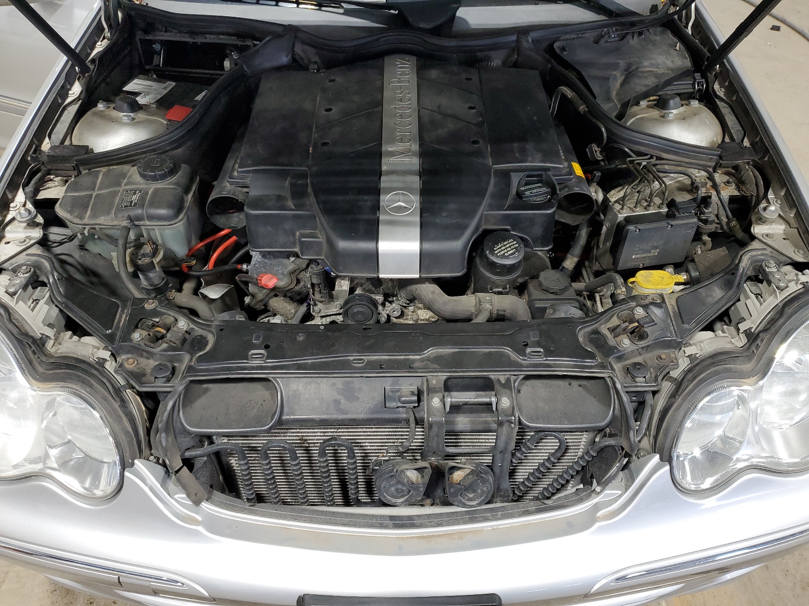 WDBRF81J95F583294 2005 Mercedes-Benz C 240 4Matic