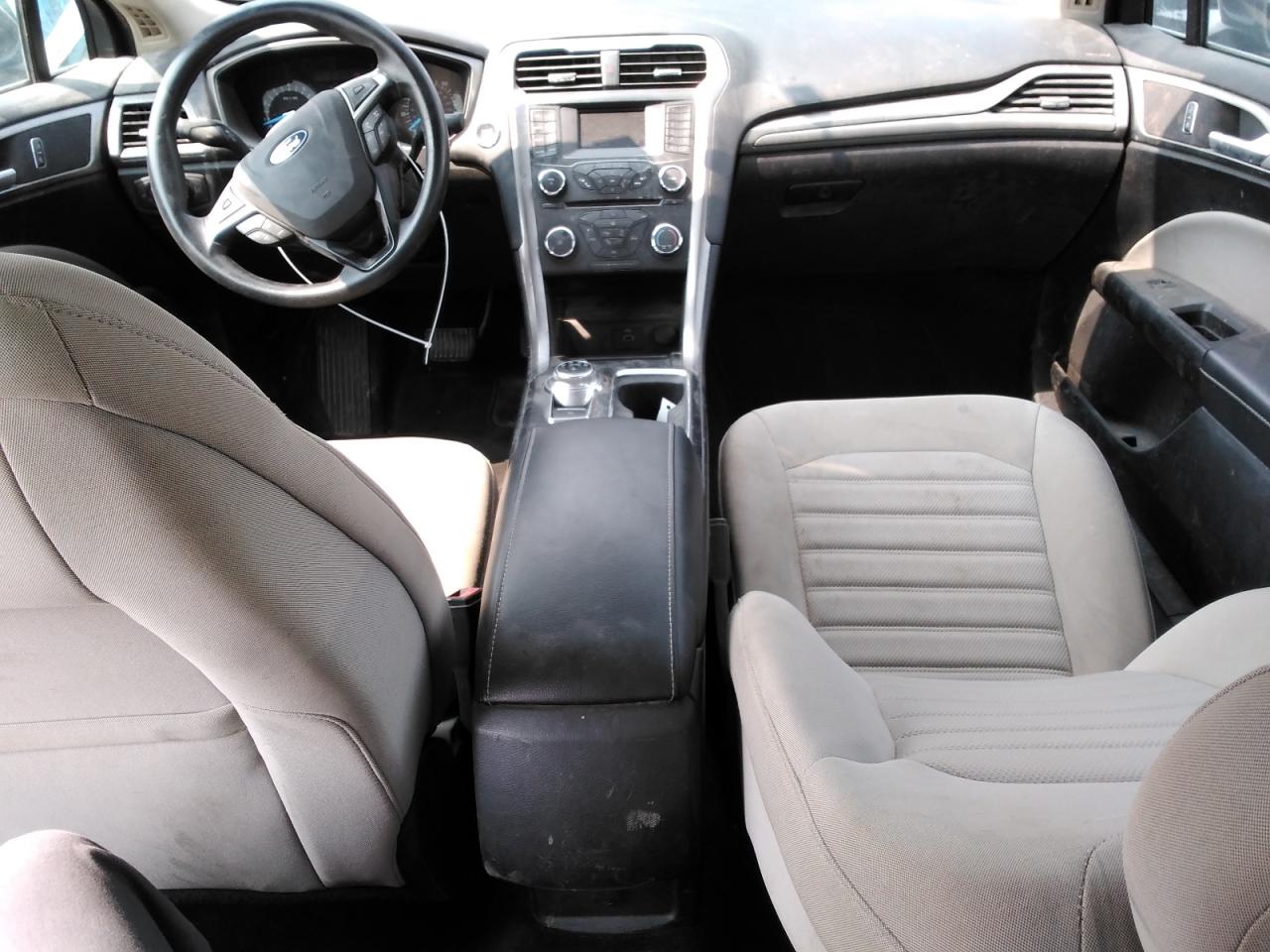 2018 Ford Fusion S VIN: 3FA6P0G73JR211385 Lot: 64723304