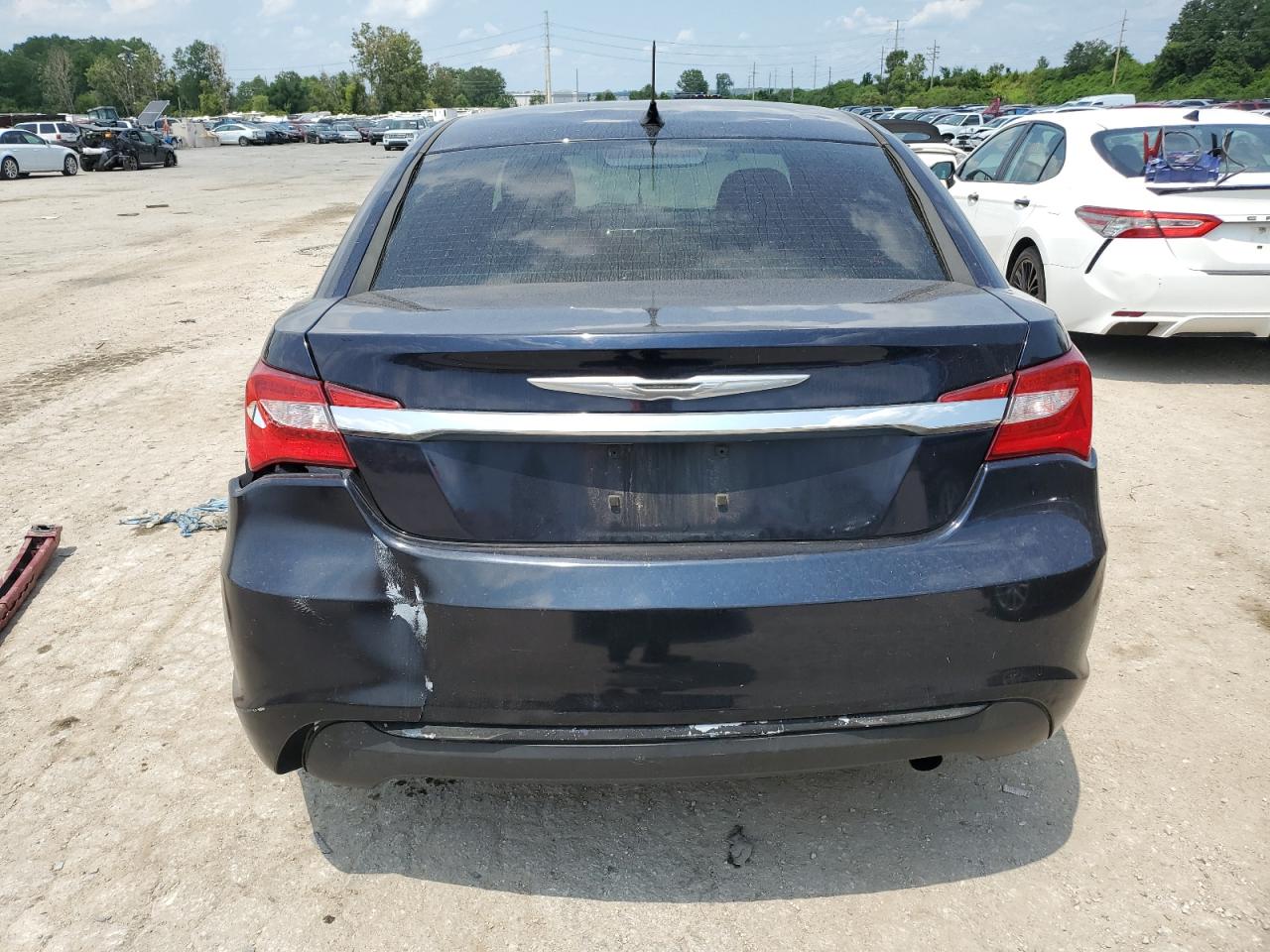 2012 Chrysler 200 Touring VIN: 1C3CCBBB6CN211147 Lot: 63562104