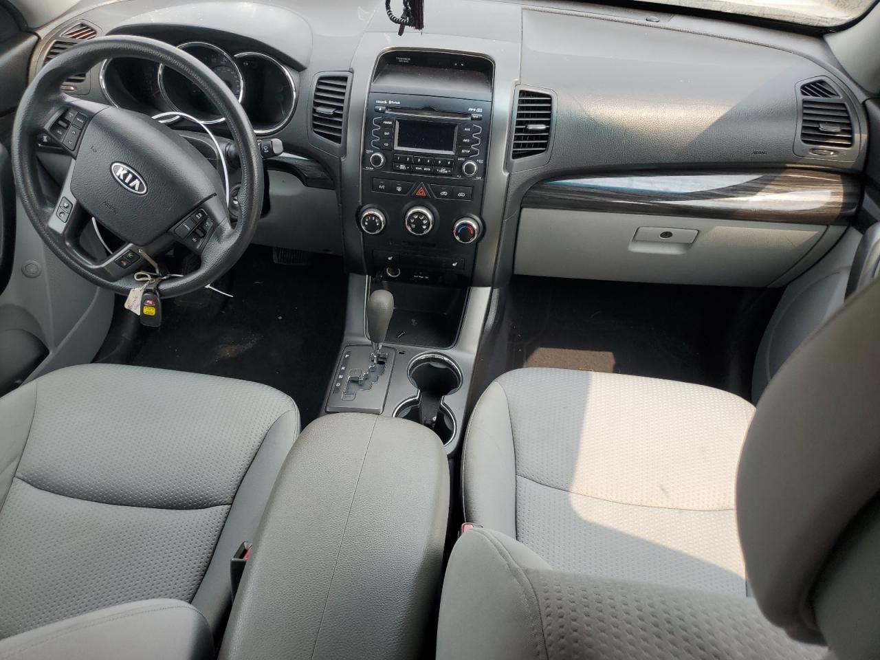 2012 Kia Sorento Base VIN: 5XYKTDA6XCG275688 Lot: 63566494