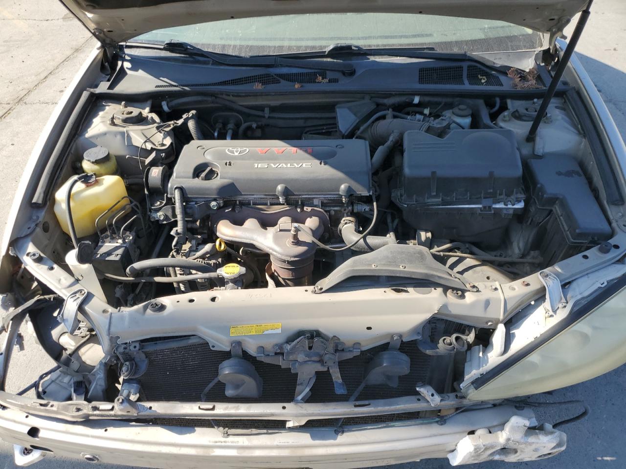 2005 Toyota Camry Le VIN: JTDBE32K353031274 Lot: 63672814