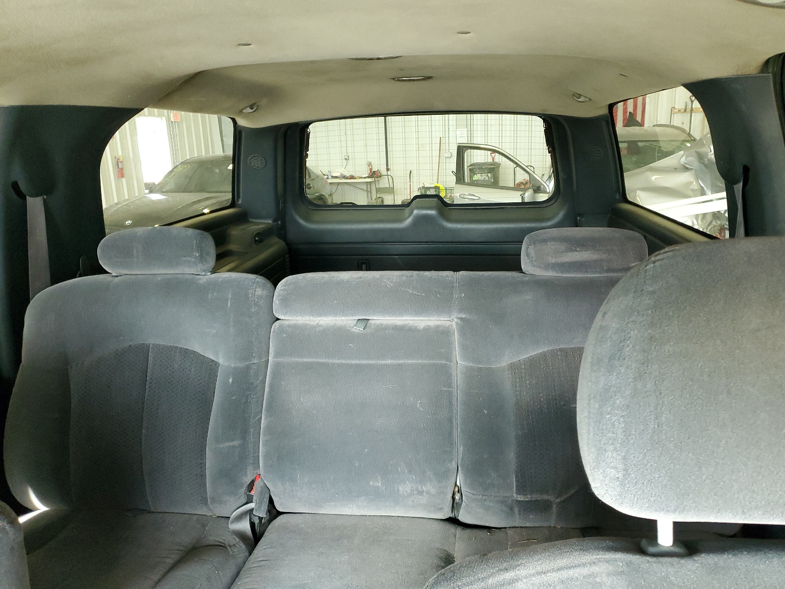 1GNFK16Z82J263535 2002 Chevrolet Suburban K1500