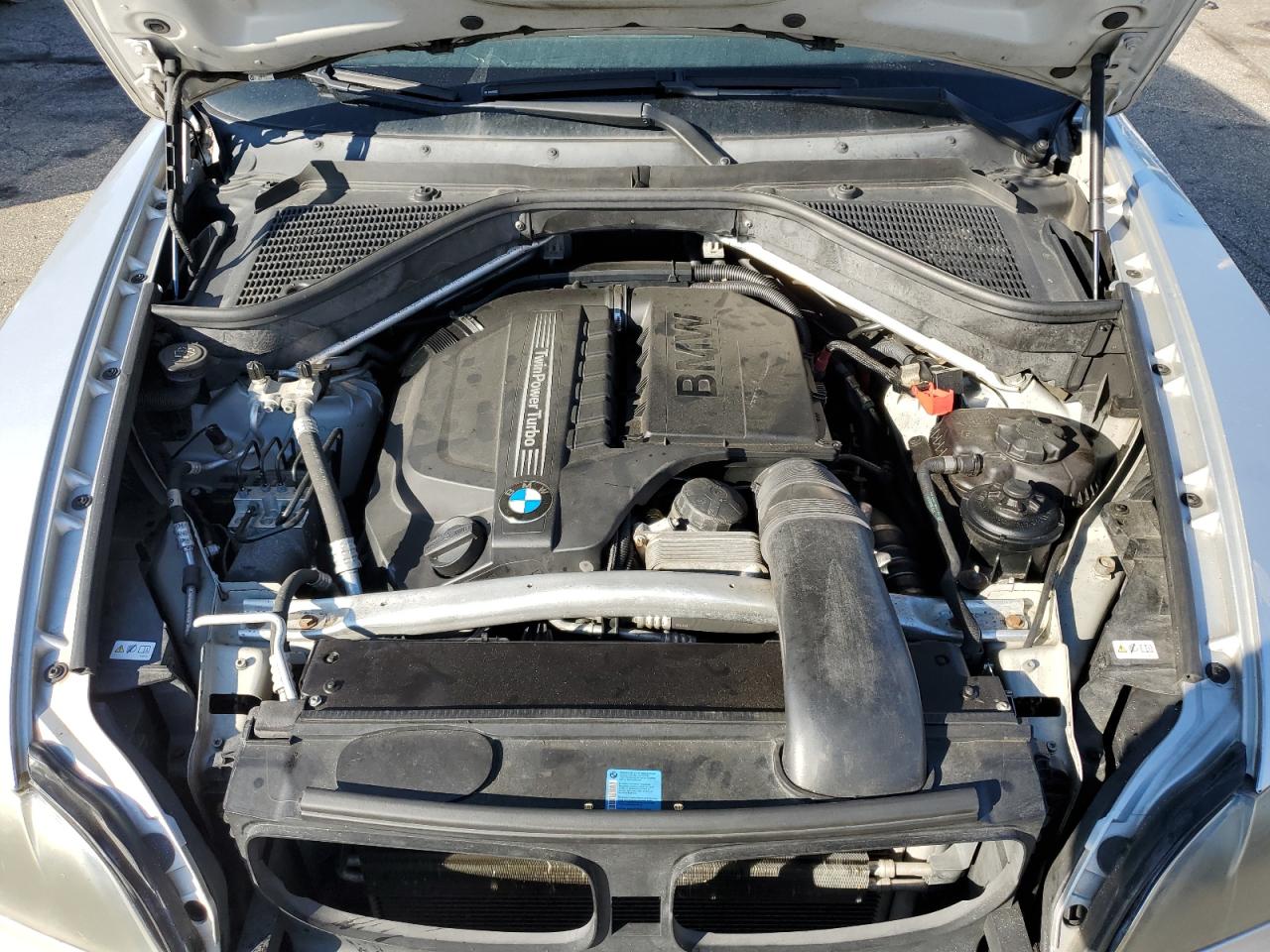 2011 BMW X5 xDrive35I VIN: 5UXZV4C55BL401499 Lot: 63100144