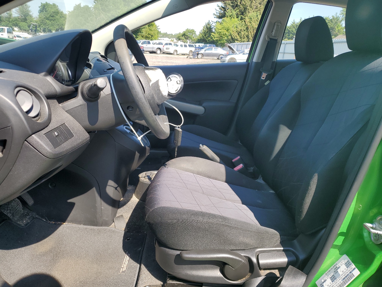 JM1DE1KZ1D0160009 2013 Mazda Mazda2