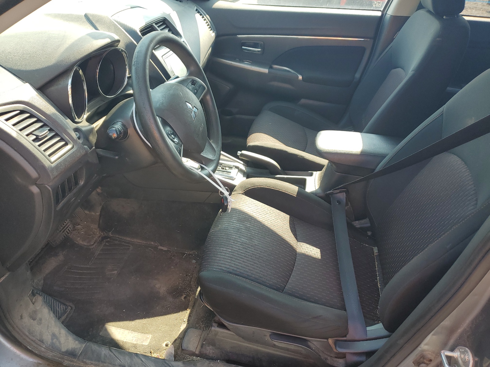 JA4AR3AU6KU015010 2019 Mitsubishi Outlander Sport Es