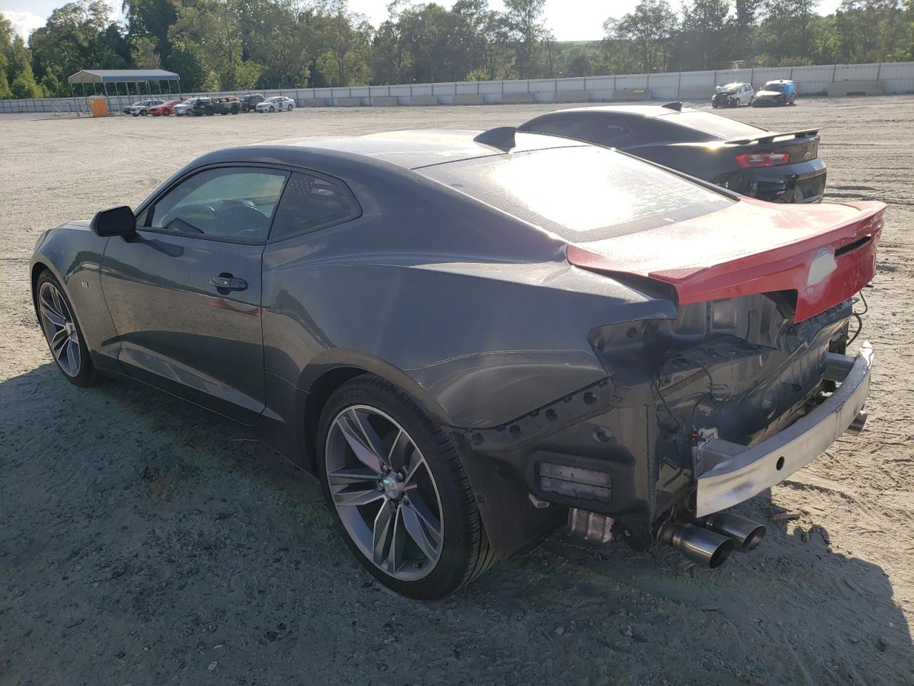 1G1FB1RS1H0122708 2017 CHEVROLET CAMARO - Image 2