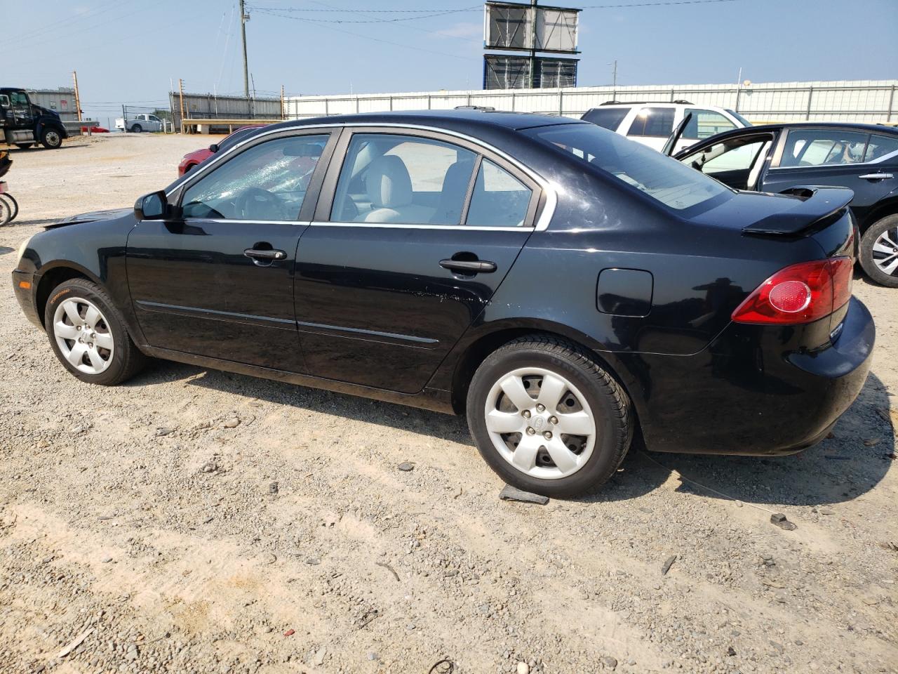 KNAGE123375140681 2007 Kia Optima Lx