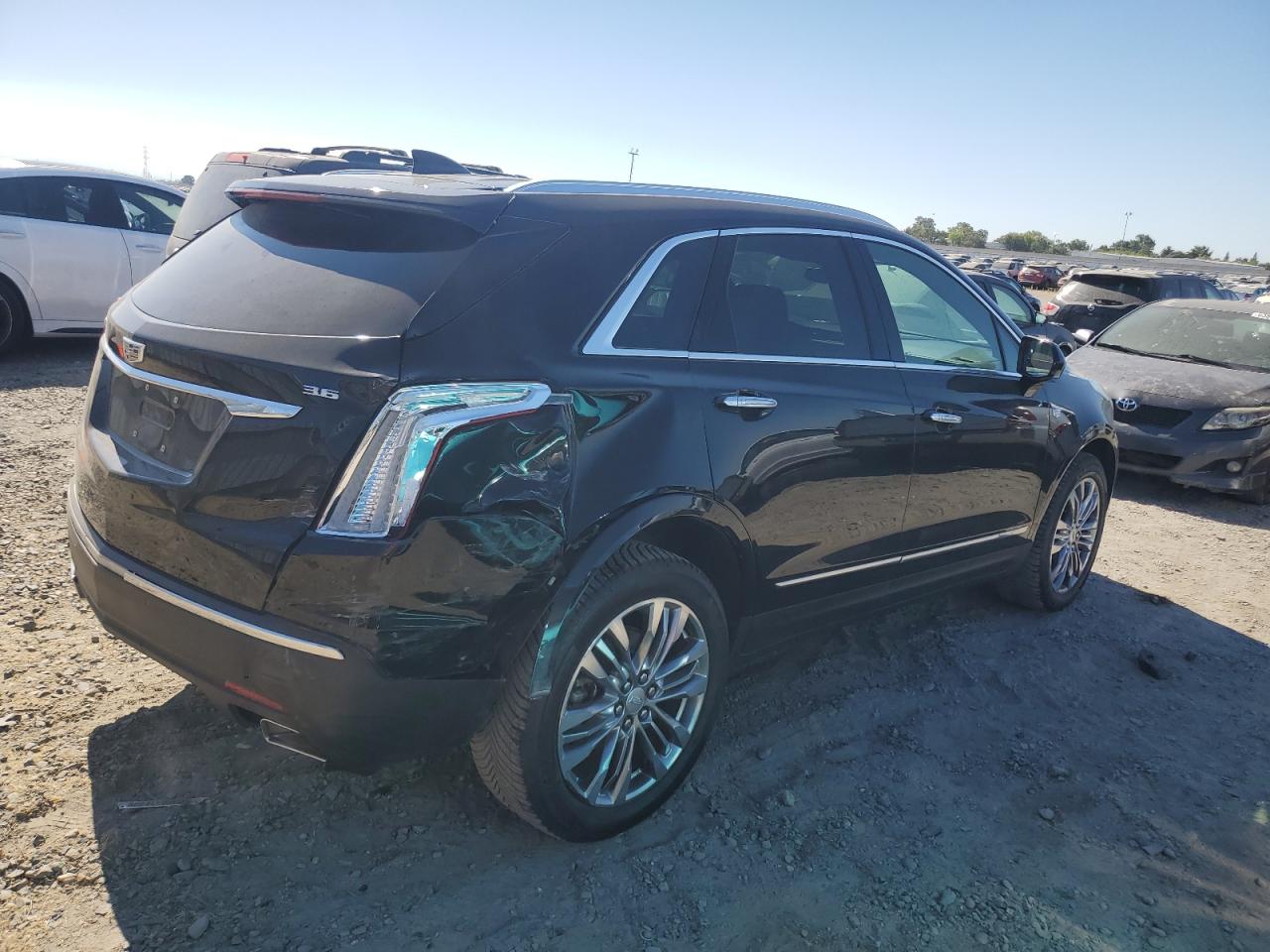 2017 Cadillac Xt5 Premium Luxury VIN: 1GYKNCRS8HZ155526 Lot: 63058974