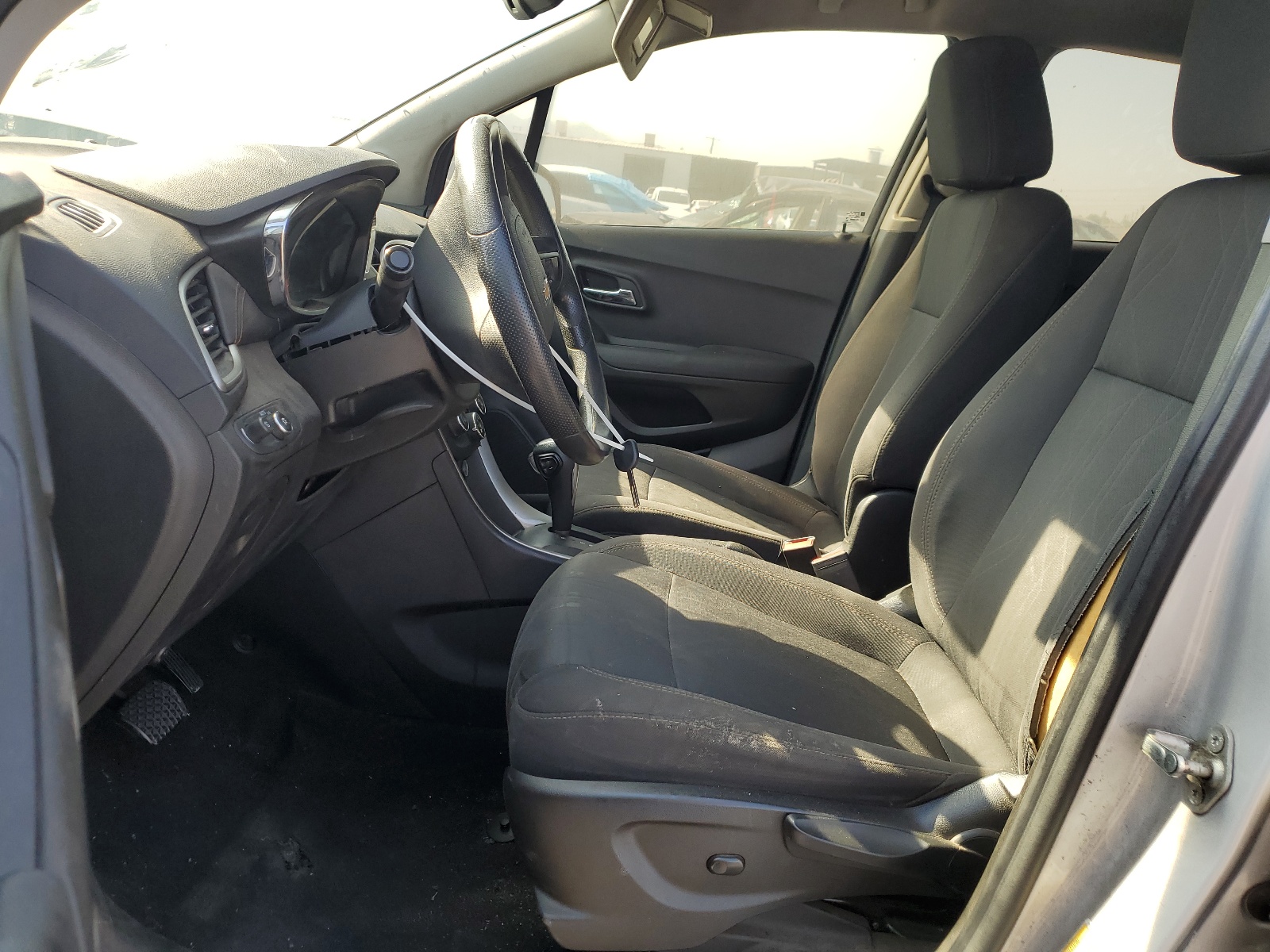 3GNCJLSB4KL285826 2019 Chevrolet Trax 1Lt