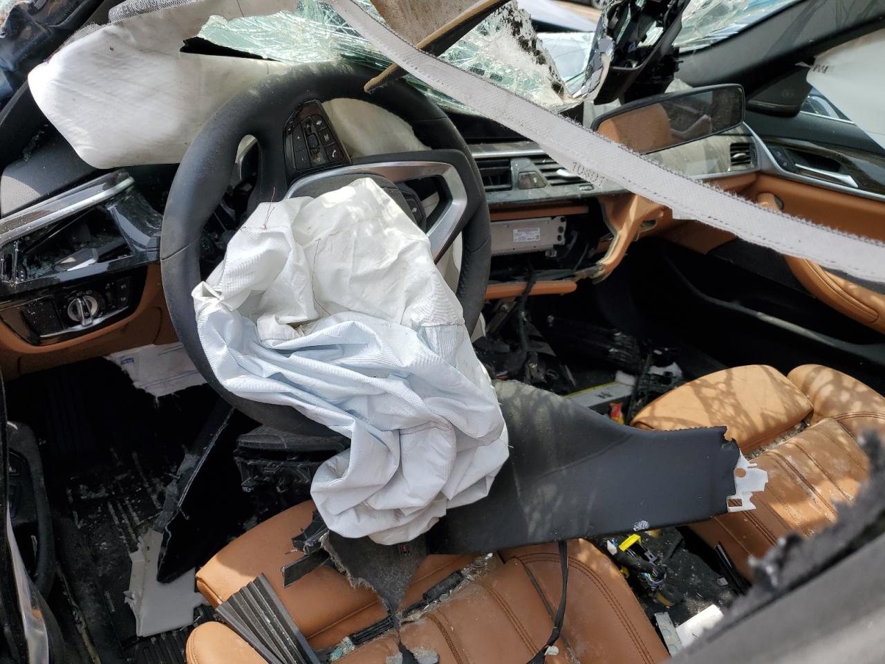 WBA33AG09PCM06817 2023 BMW 530Xe