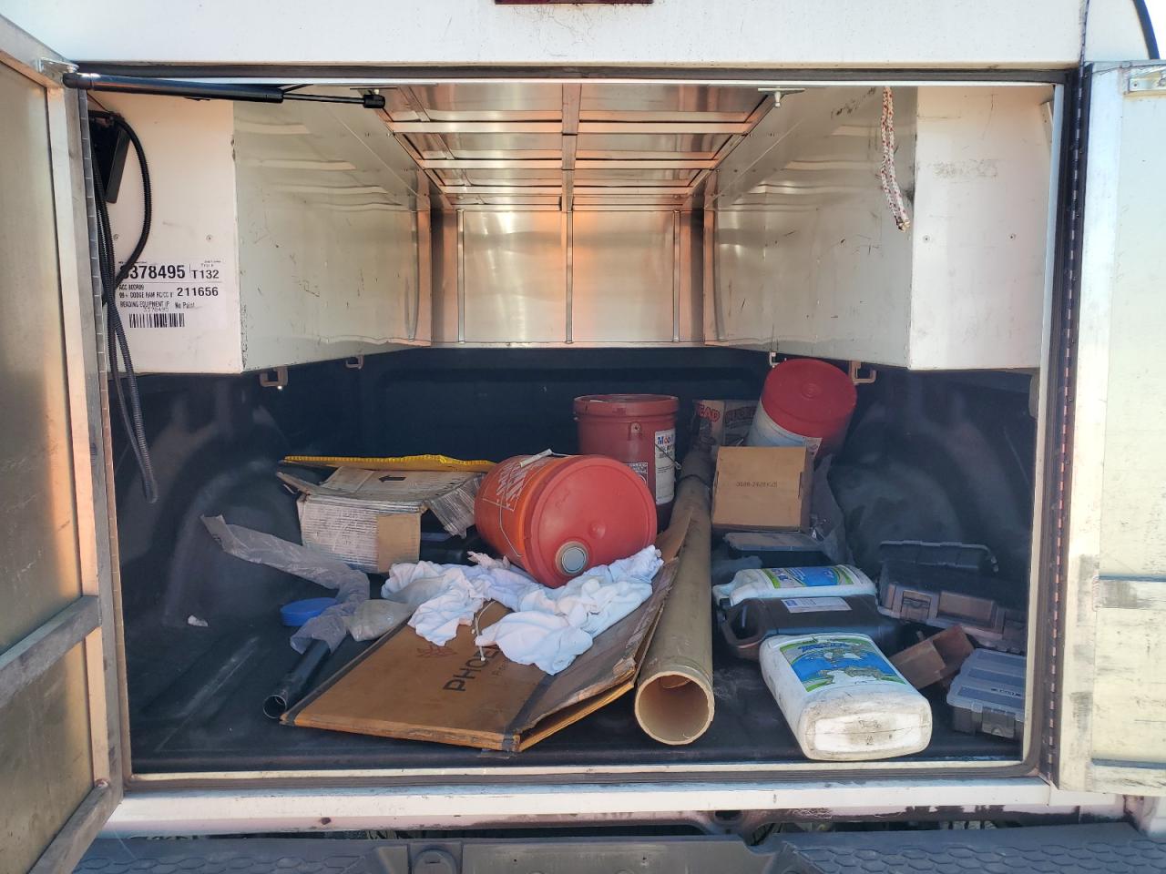 2019 Ram 1500 Classic Tradesman VIN: 3C6JR6DG2KG599915 Lot: 61998914