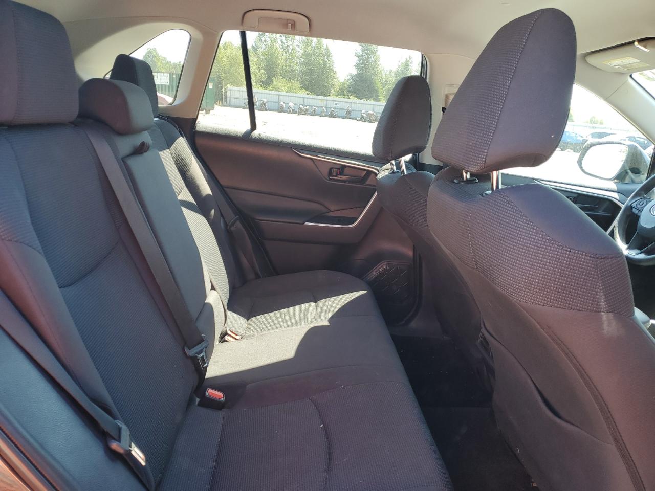 2020 Toyota Rav4 Le VIN: 2T3MWRFV2LW087939 Lot: 63110304