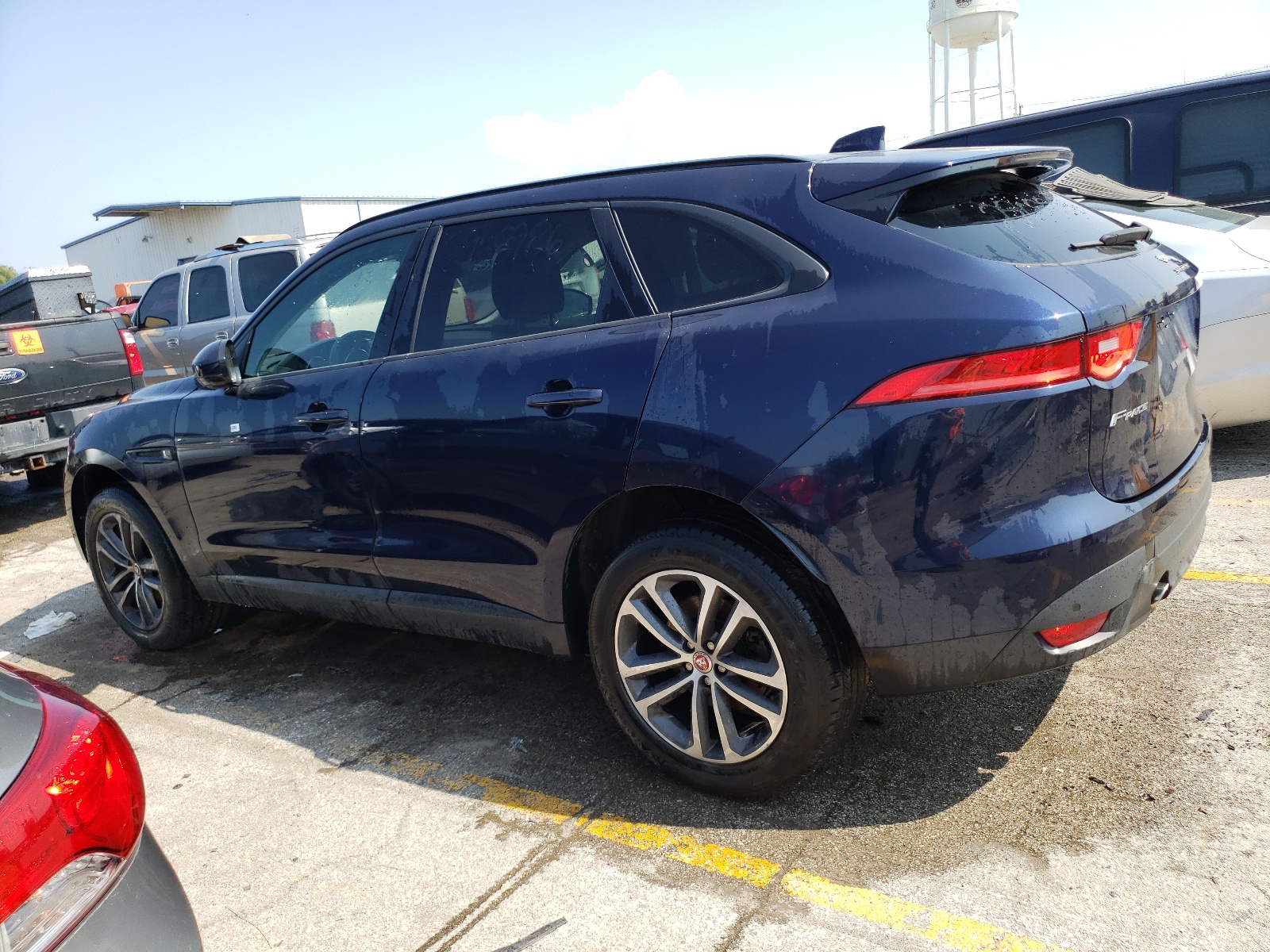 2018 Jaguar F-Pace Premium vin: SADCJ2FXXJA275787