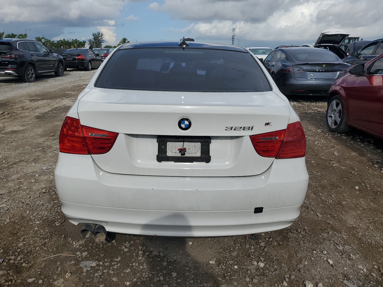WBAPH7G52ANM50123 2010 BMW 328 I