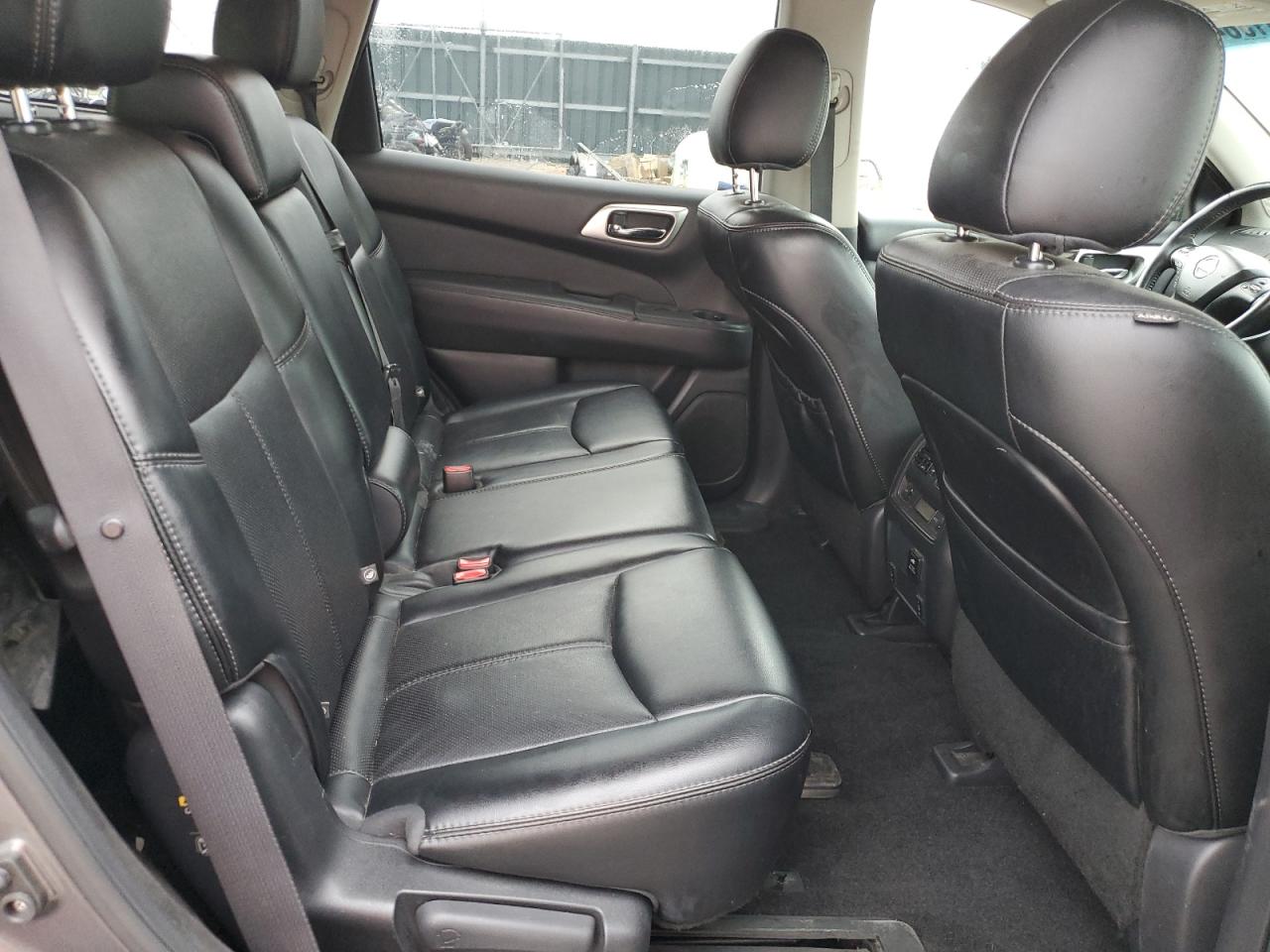 2015 Nissan Pathfinder S VIN: 5N1AR2MM7FC629888 Lot: 60451884