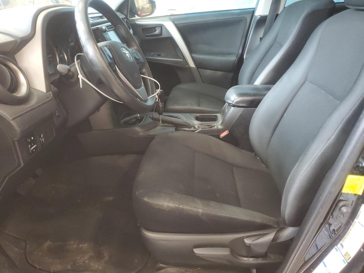 2016 Toyota Rav4 Le VIN: 2T3BFREV5GW495379 Lot: 63611094