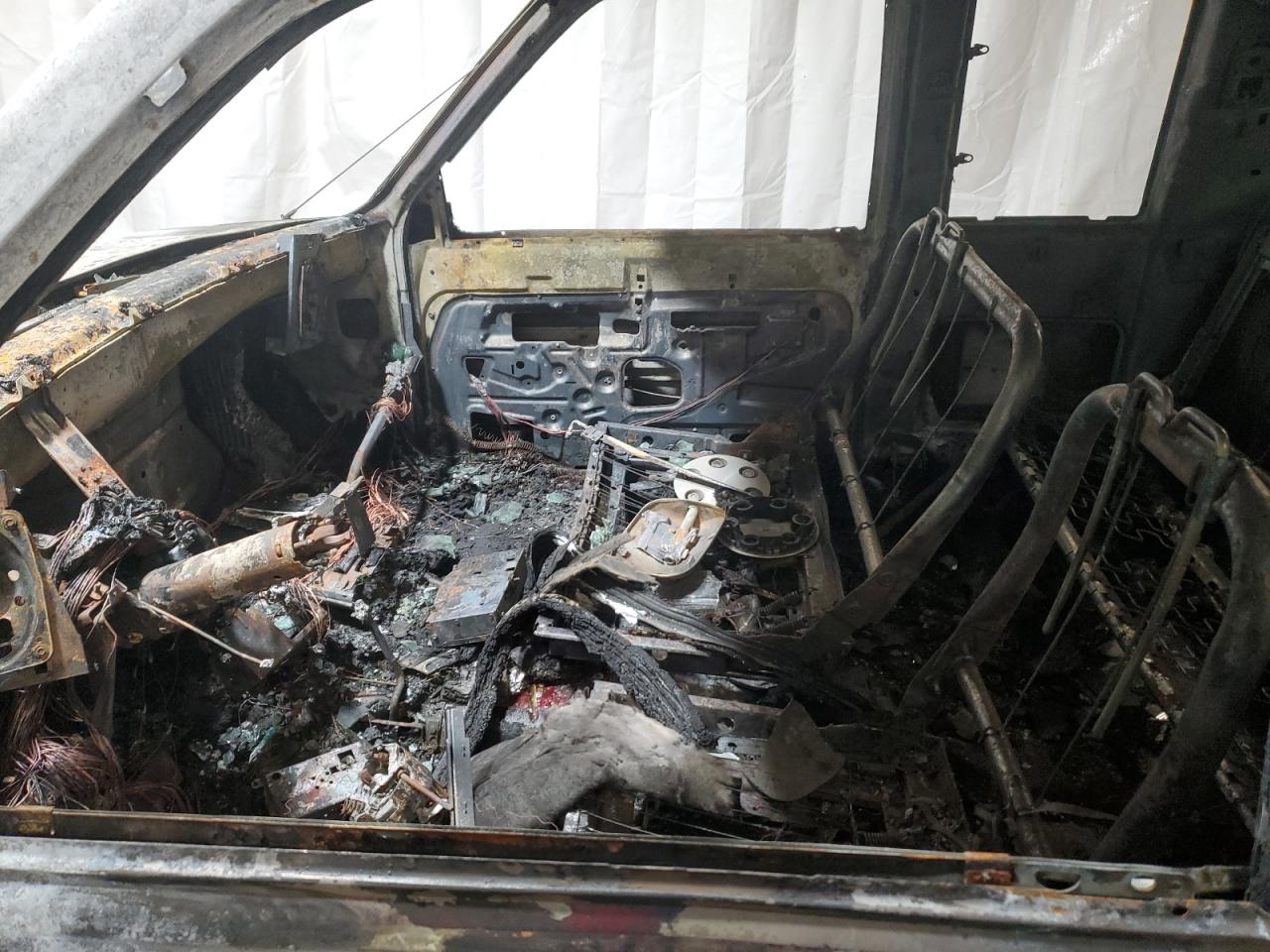 1993 Chevrolet Gmt-400 K1500 VIN: 1GCEK19K8PE173482 Lot: 65146064