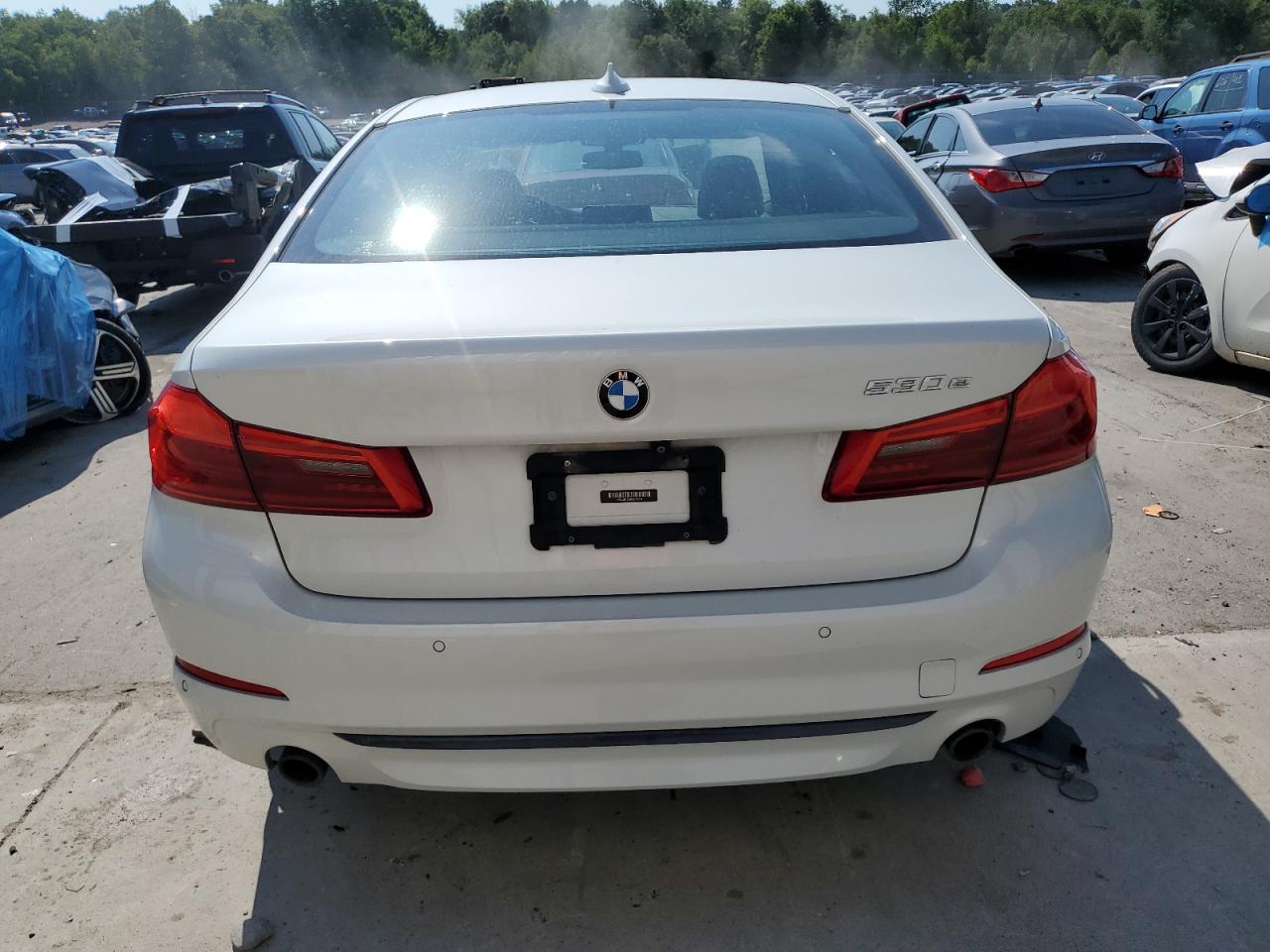 2019 BMW 530Xe VIN: WBAJB1C59KB375594 Lot: 62025184