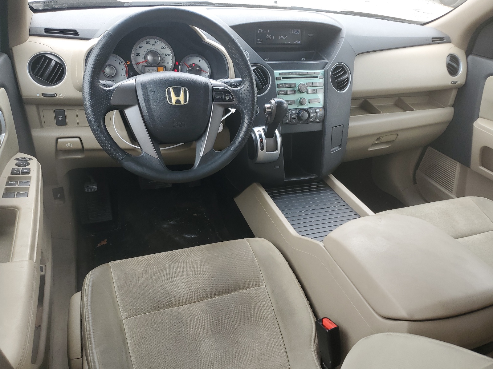 5FNYF4H27BB047951 2011 Honda Pilot Lx