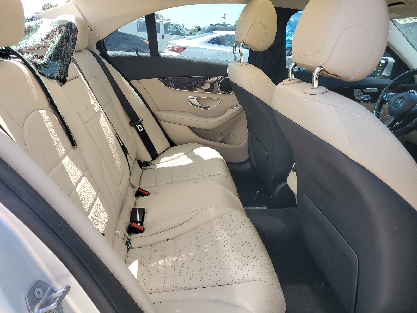 55SWF4KB3HU190600 2017 Mercedes-Benz C 300 4Matic