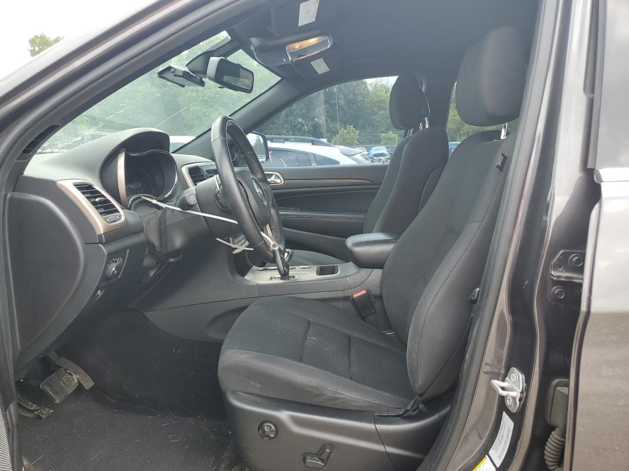 2015 Jeep Grand Cherokee Laredo VIN: 1C4RJFAGXFC798002 Lot: 63848154