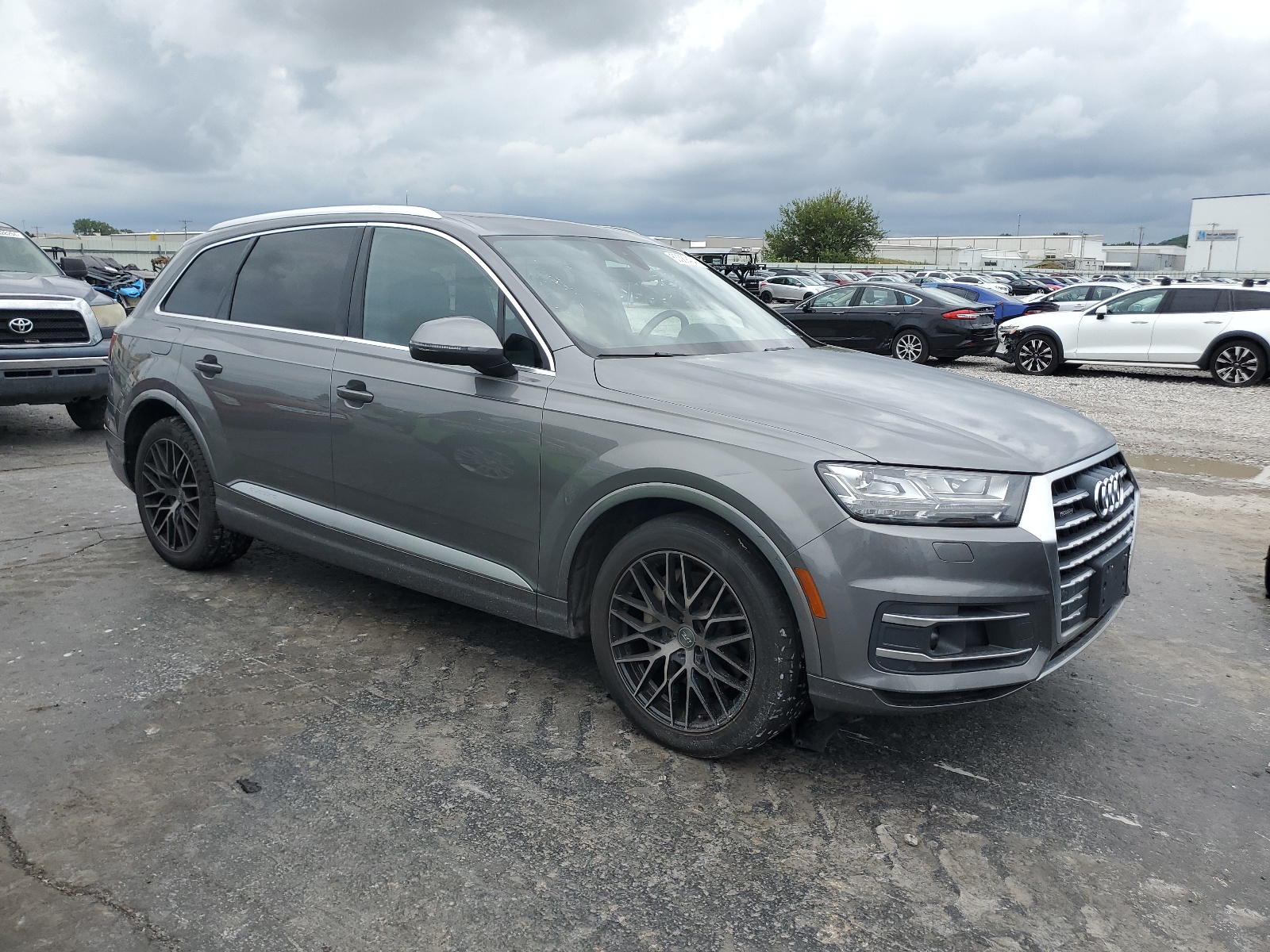 2017 Audi Q7 Prestige vin: WA1VAAF71HD046285