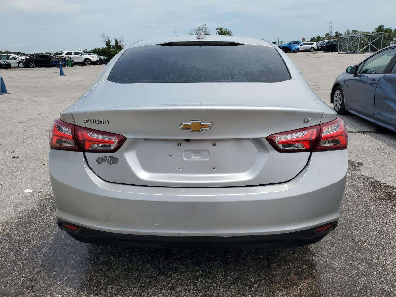 2020 Chevrolet Malibu Lt VIN: 1G1ZD5ST5LF098677 Lot: 61104964