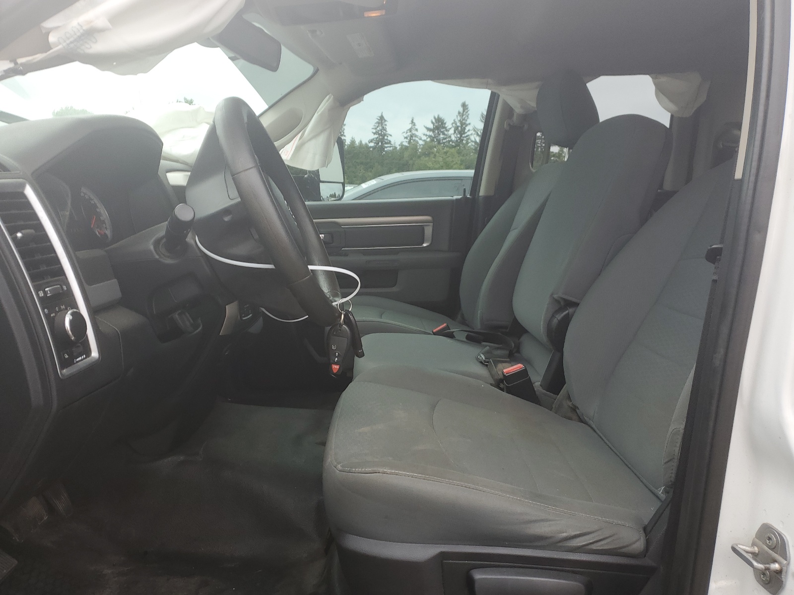 1C6RR7GM0FS515941 2015 Ram 1500 Slt