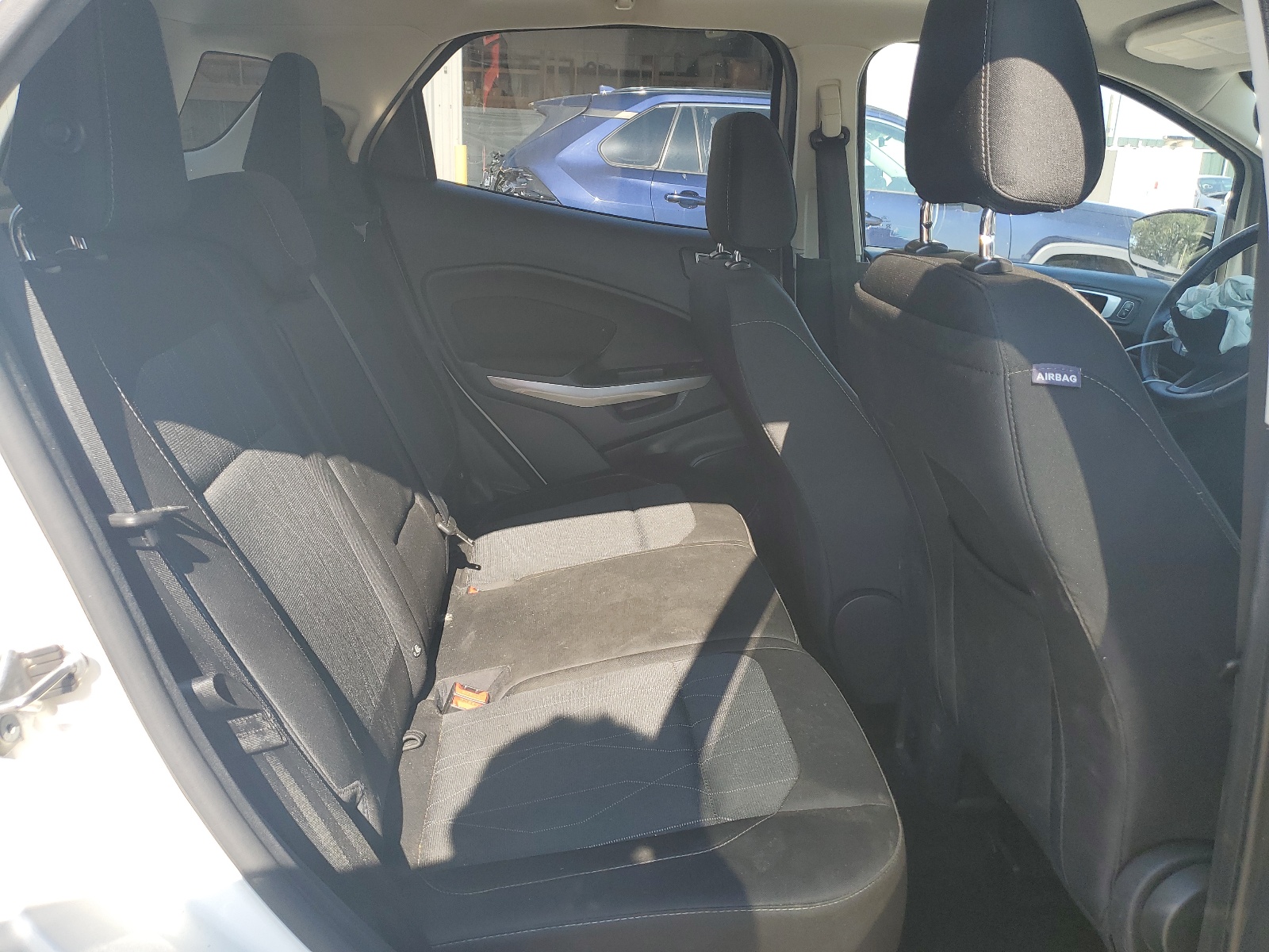 MAJ3P1TE0JC216488 2018 Ford Ecosport Se