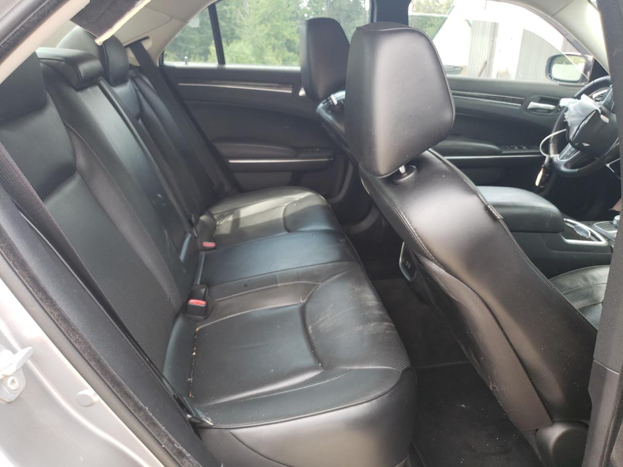 2016 Chrysler 300C VIN: 2C3CCAKG5GH111495 Lot: 61937184