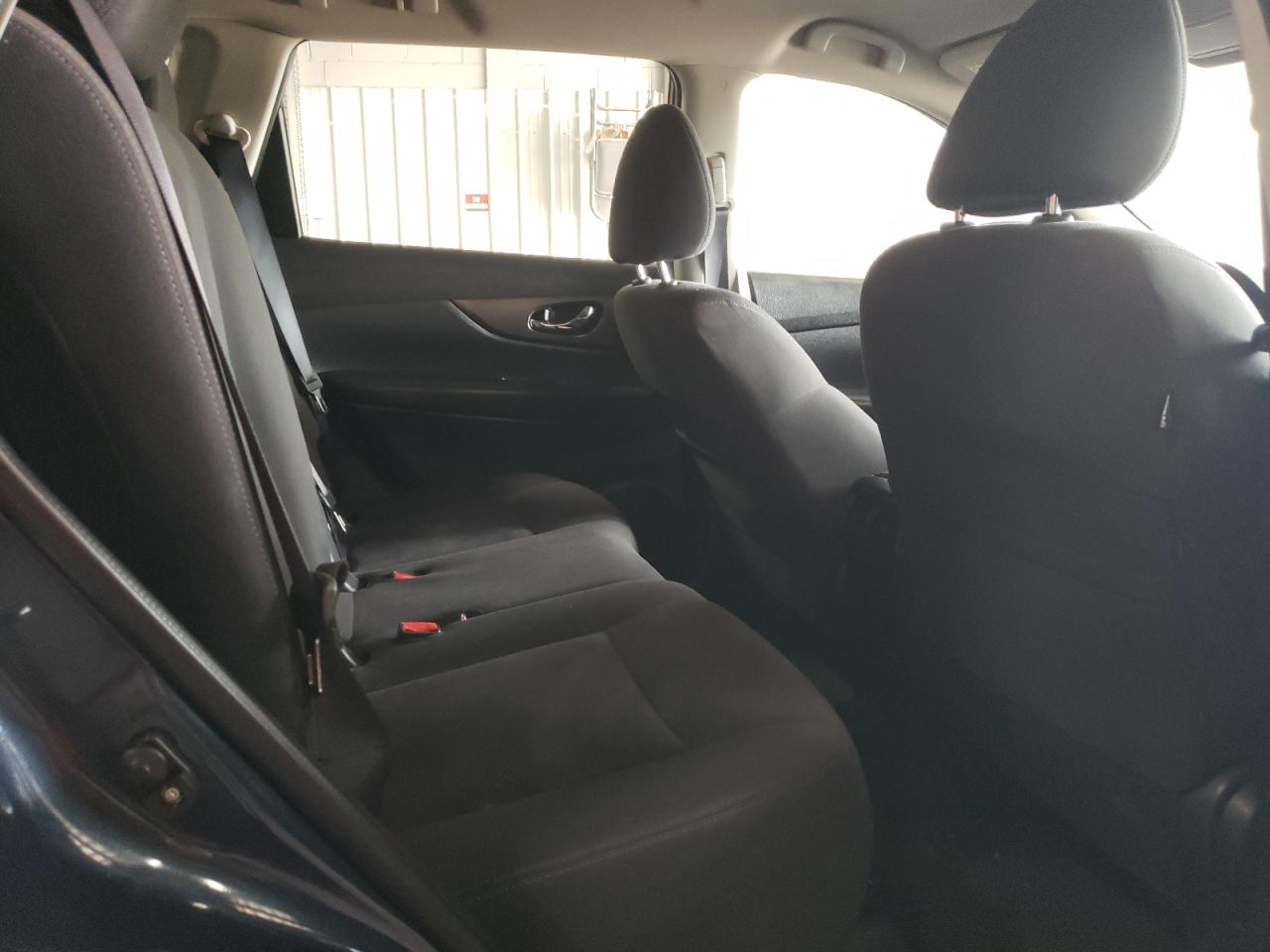 2016 Nissan Rogue S VIN: KNMAT2MV1GP653757 Lot: 64399824