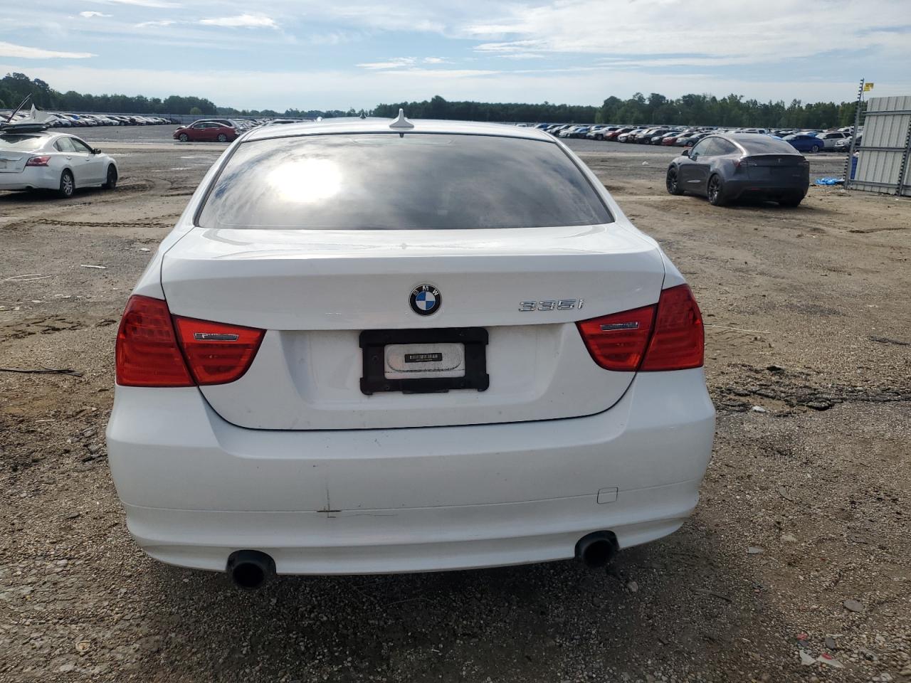 2011 BMW 335 Xi VIN: WBAPL5C55BA921084 Lot: 64142714