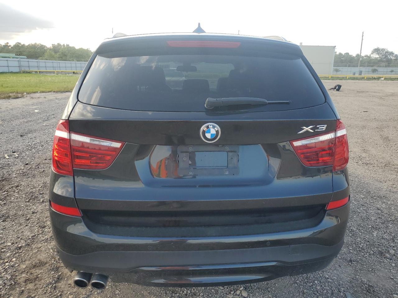 5UXWX9C51H0T09519 2017 BMW X3 xDrive28I