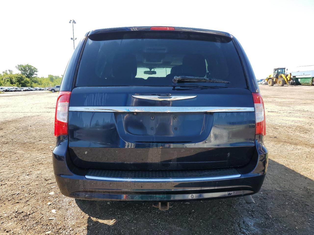 2011 Chrysler Town & Country Touring L VIN: 2A4RR8DG0BR656110 Lot: 63996924