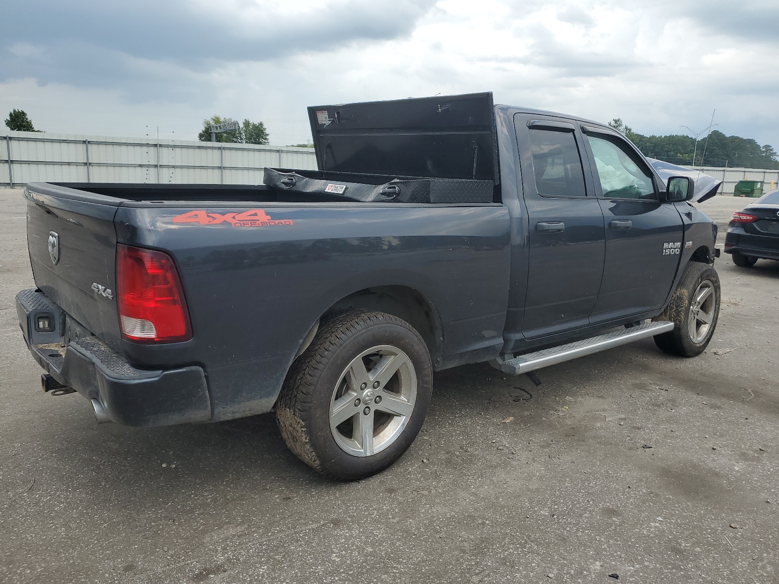 1C6RR7FT8FS647063 2015 Ram 1500 St