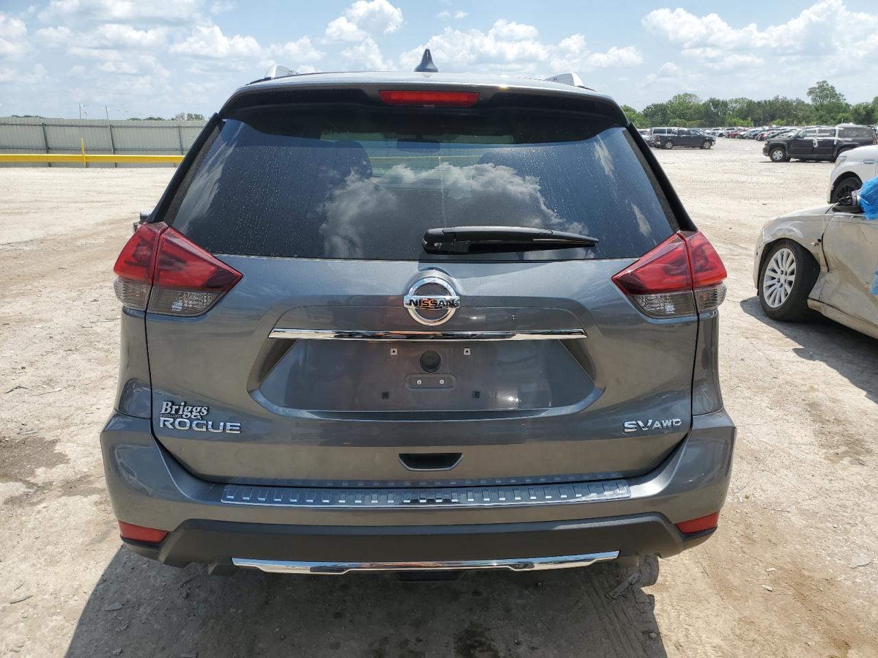 2018 Nissan Rogue S VIN: 5N1AT2MV9JC744088 Lot: 62072404