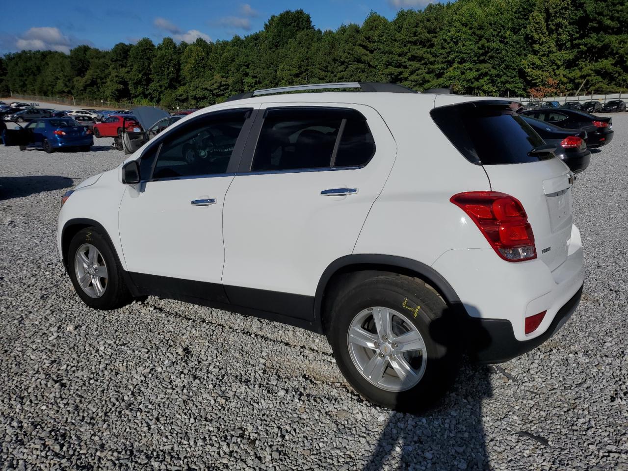 KL7CJLSB4LB006674 Chevrolet Trax 1LT 2